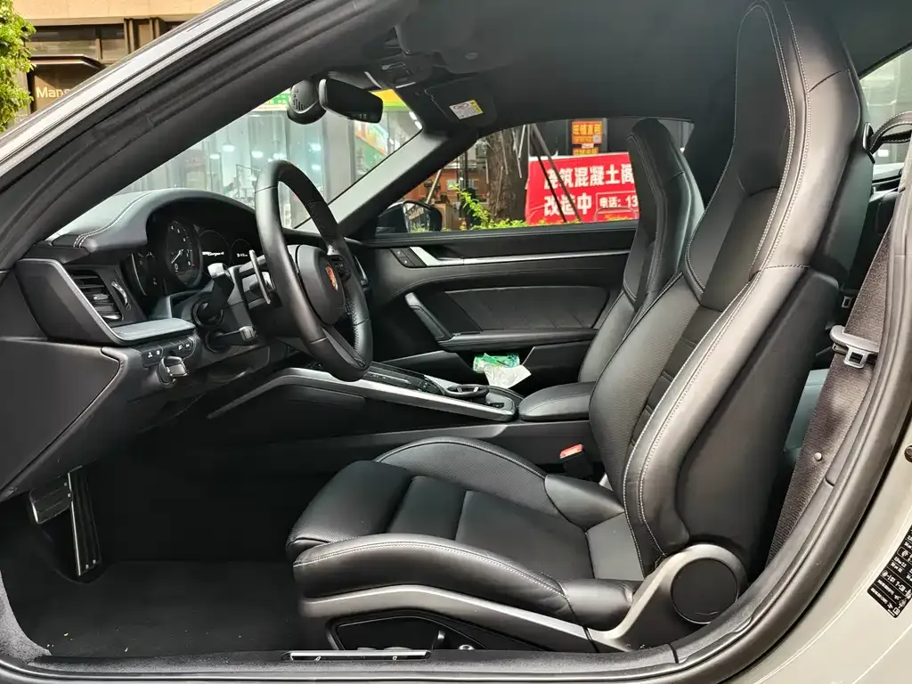 Porsche 911 2023 из CN, фото 4