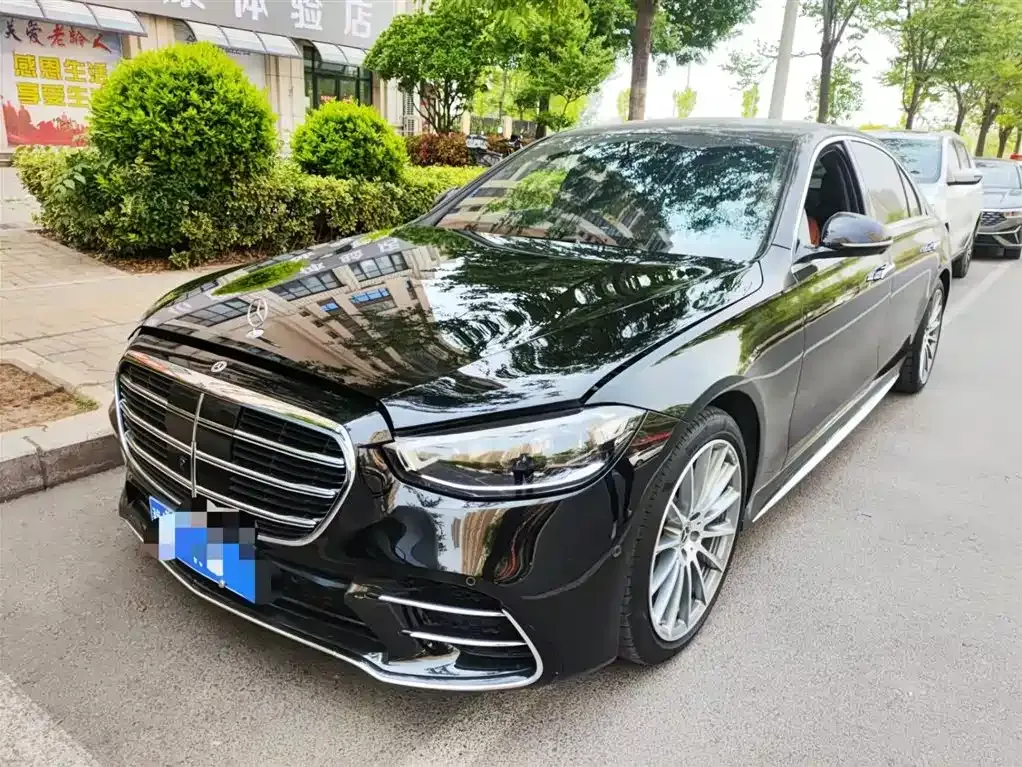 Mercedes-Benz S-Class — фото 1