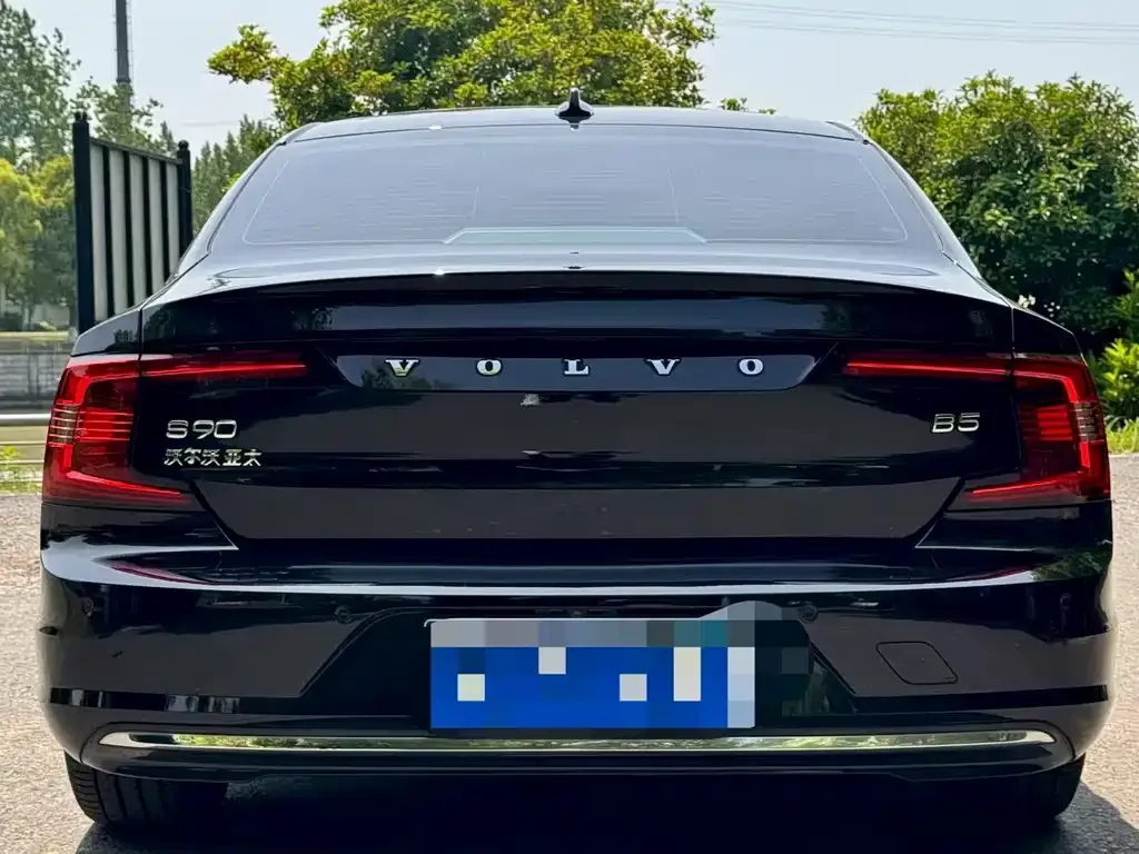 Volvo S90 — фото 3