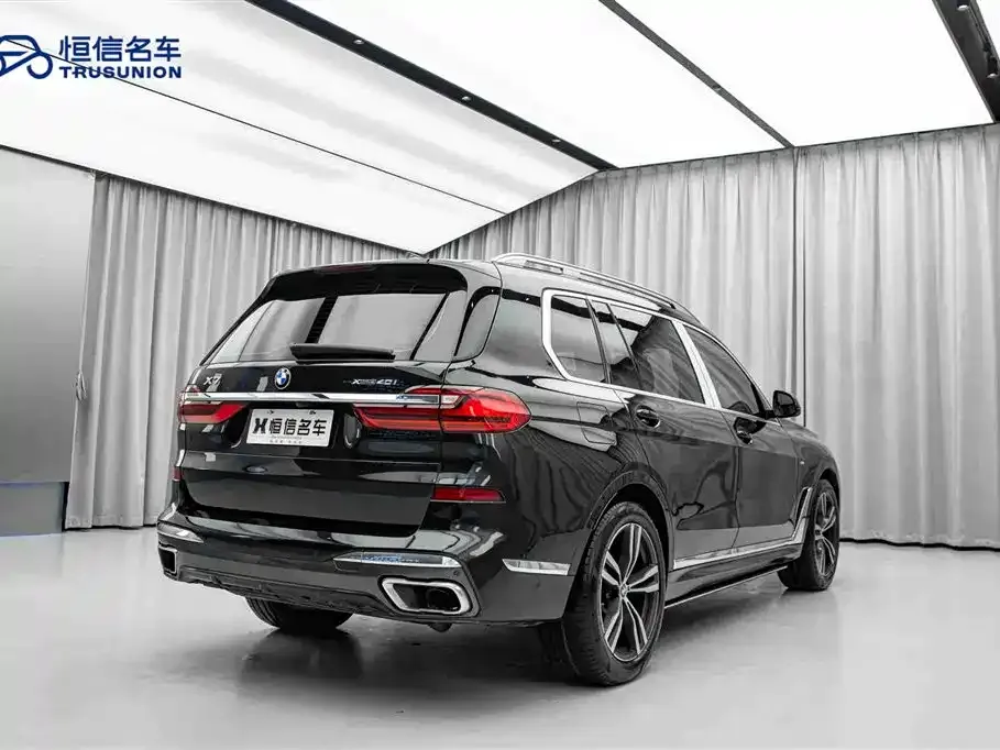 BMW X7 — фото 4