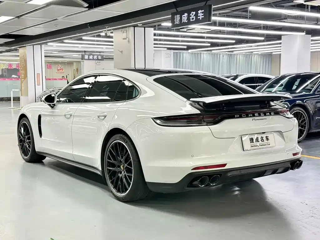 Porsche Panamera — фото 4