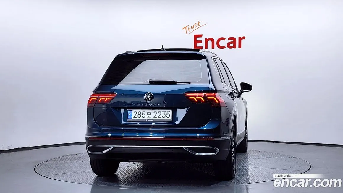 Volkswagen Tiguan — фото 4