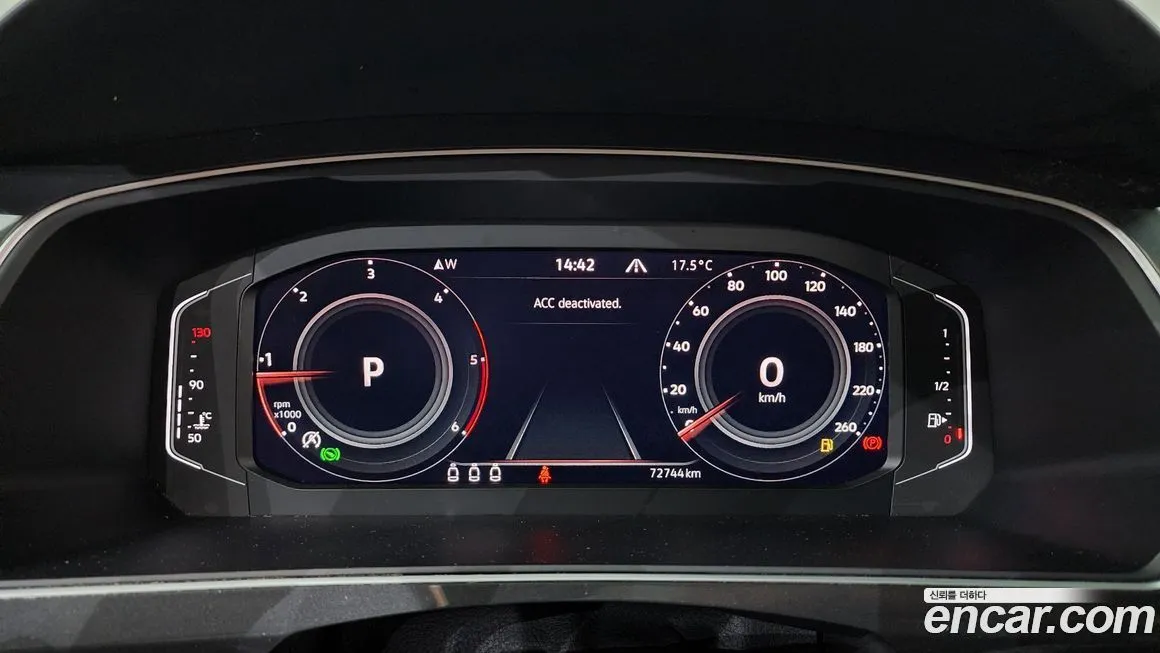 Volkswagen Tiguan — фото 9