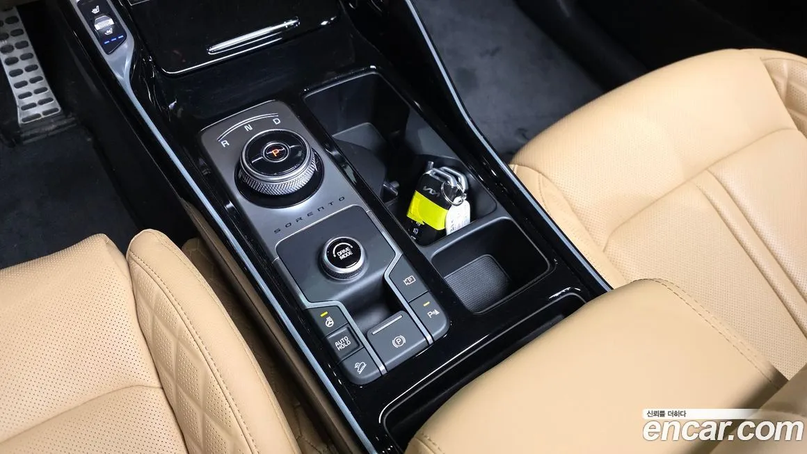 Kia Sorento — фото 10