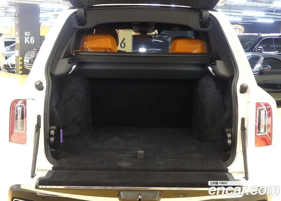 Rolls-Royce Cullinan 2023 из KR, фото 2