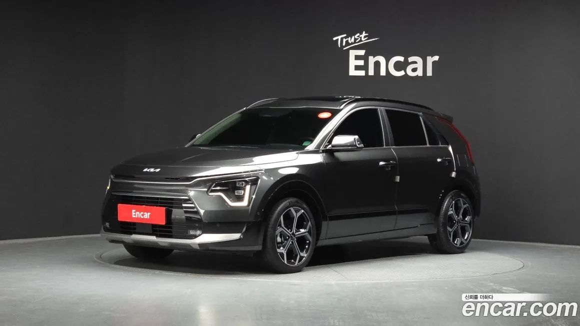 Kia Niro — фото 1