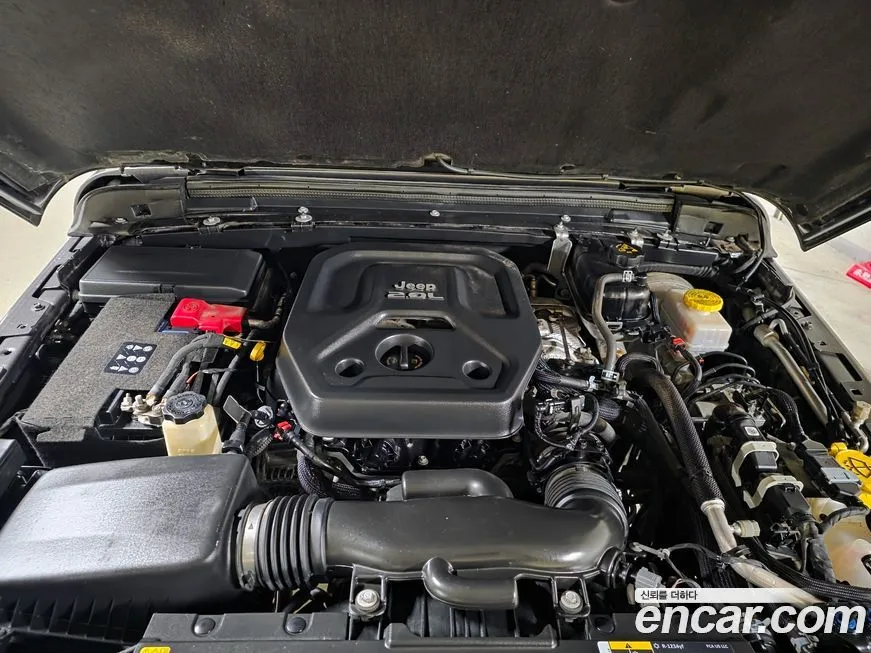 Jeep Wrangler 2021 из KR, фото 8