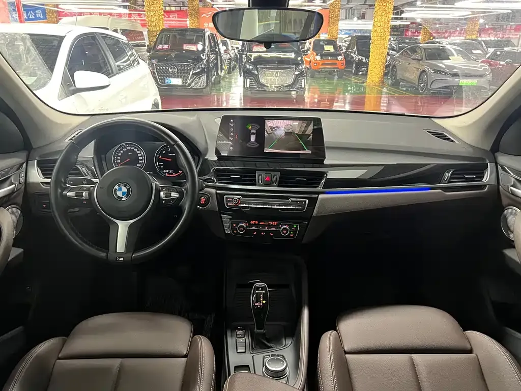 BMW X1 — фото 9