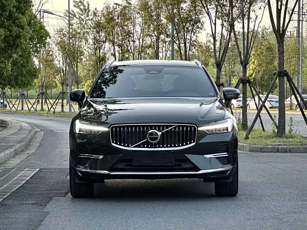 Volvo XC60 2021 из CN, фото 7
