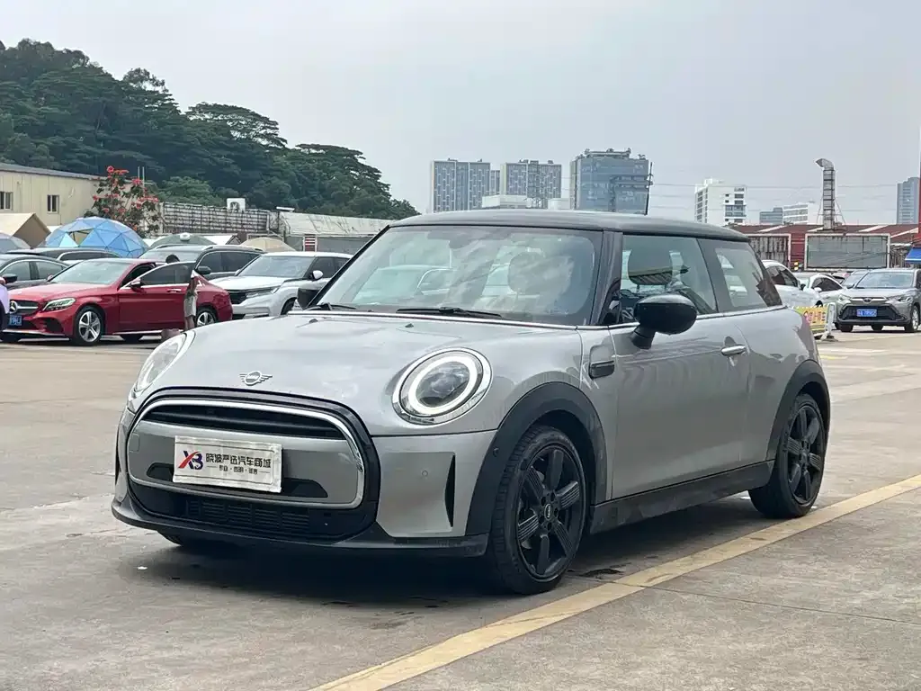 MINI Cooper (3-door) 2023 из CN, фото 1
