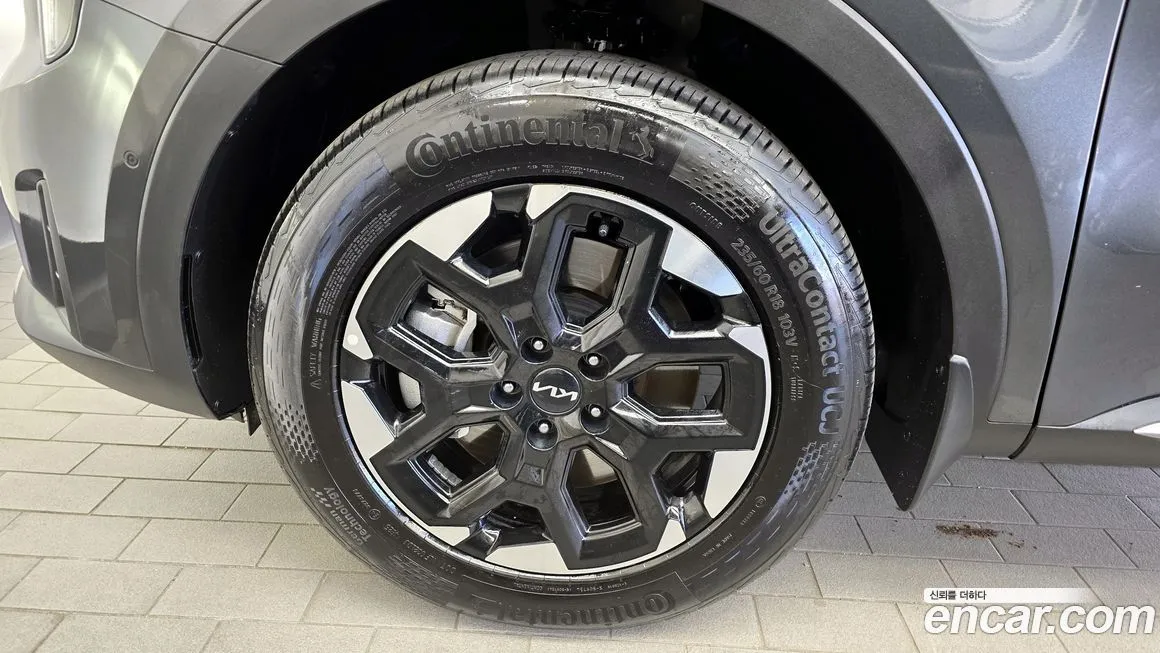 Kia Sorento — фото 10