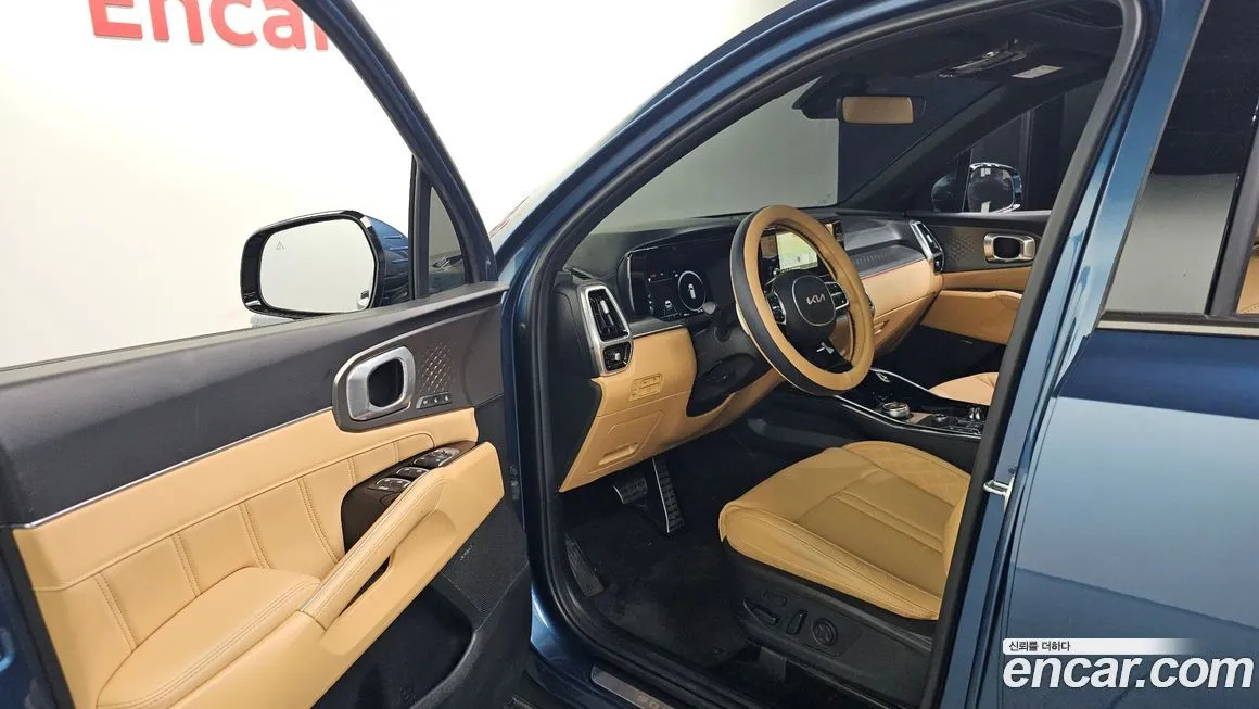 Kia Sorento — фото 10