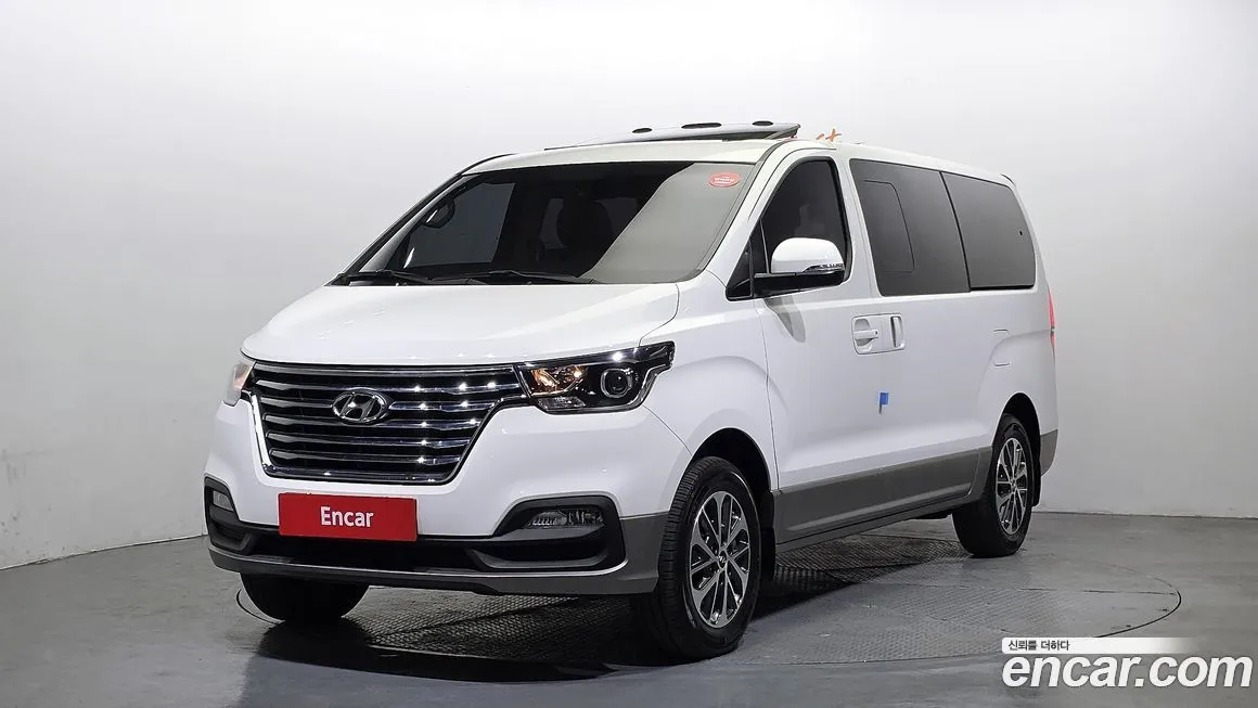 Hyundai Starex