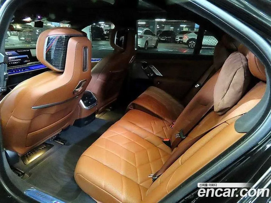 BMW i7 2025 из KR, фото 3