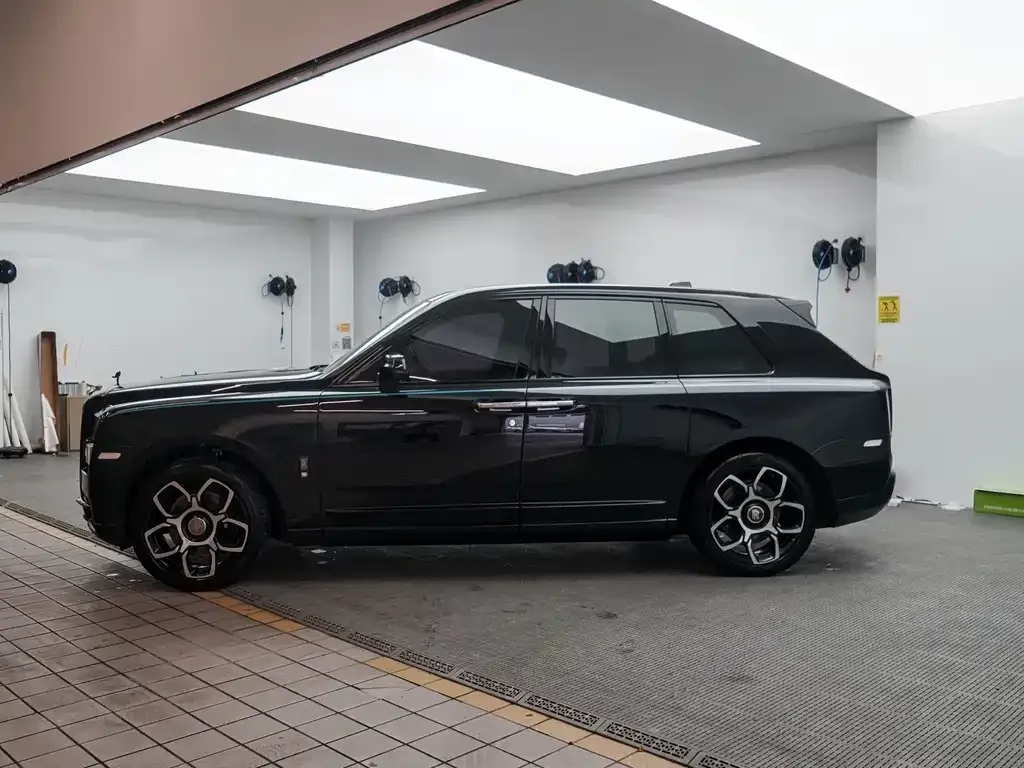 Rolls-Royce Cullinan 2022 из CN, фото 3