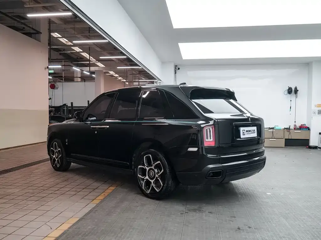 Rolls-Royce Cullinan 2022 из CN, фото 2