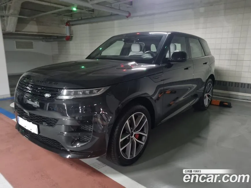 Land Rover Range Rover Sport — фото 1