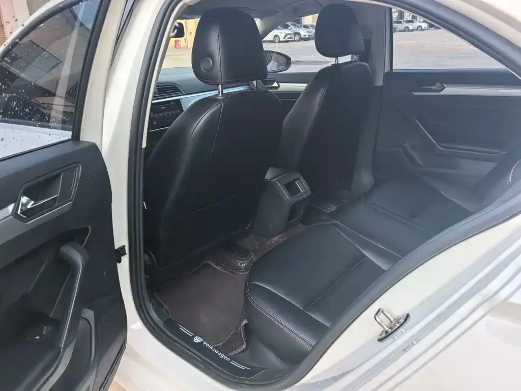 Volkswagen Lamando 2021 из CN, фото 2