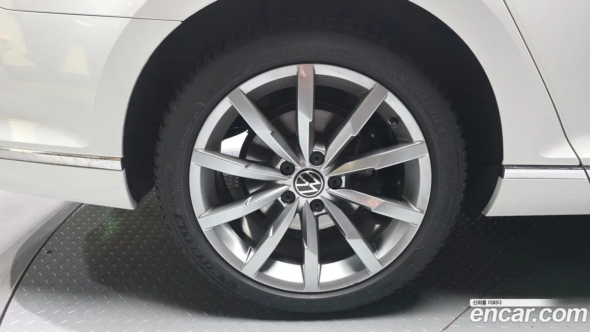 Volkswagen Passat 2022 из KR, фото 9