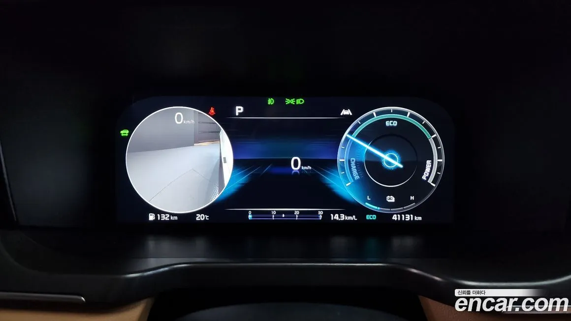Kia Sorento — фото 9