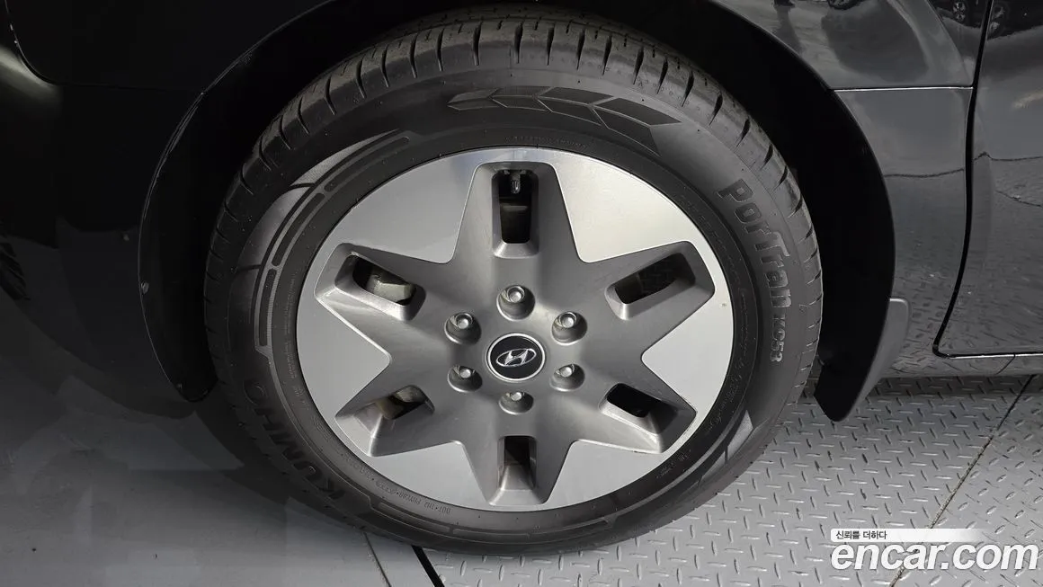 Hyundai Staria — фото 10