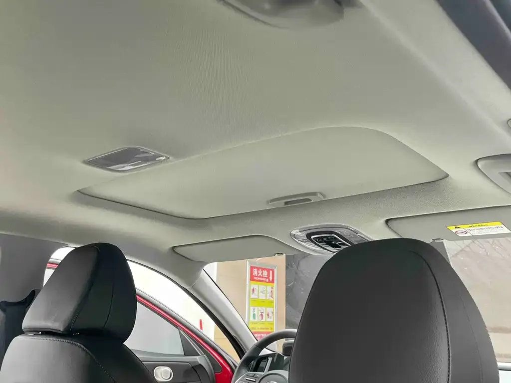 Hyundai Elantra — фото 3