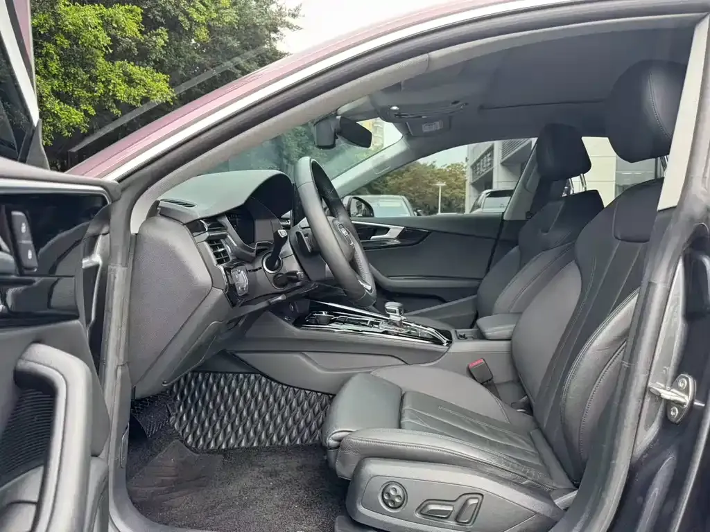 Audi A5 (Import) — фото 4