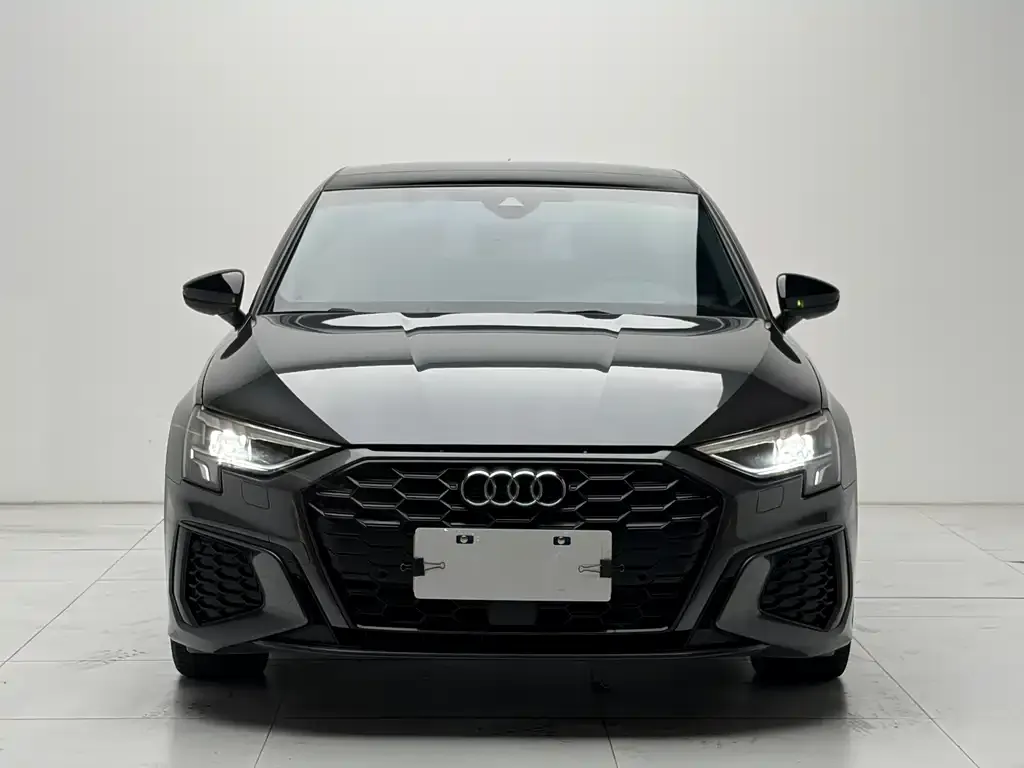 Audi A3 2022 из CN, фото 2