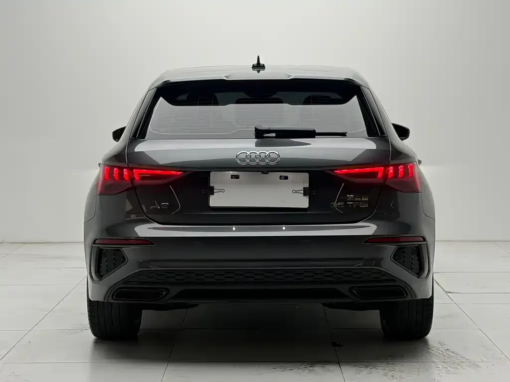 Audi A3 2022 из CN, фото 3