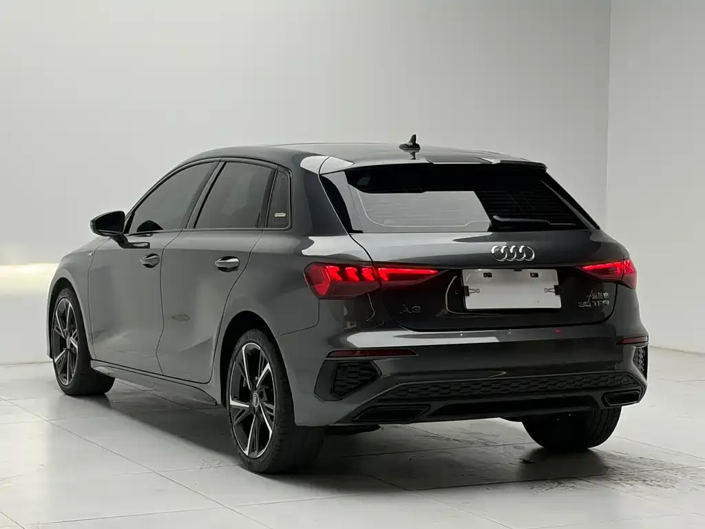 Audi A3 2022 из CN, фото 5
