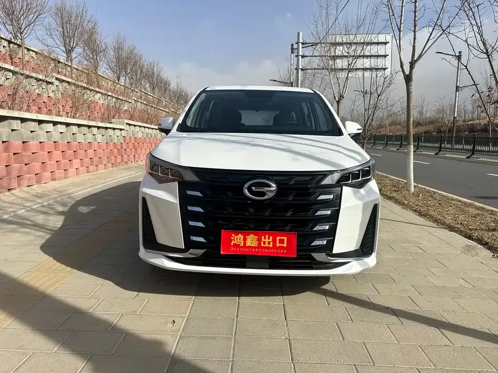 GAC Motor Trumpchi M6 — фото 10