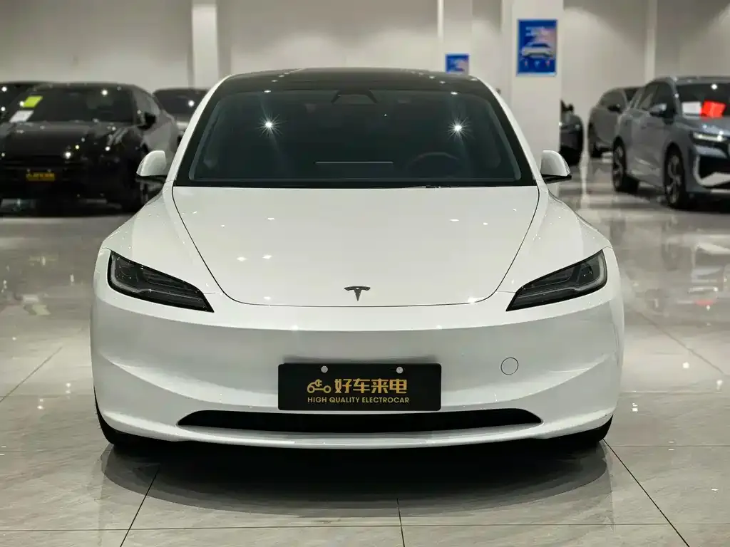 Tesla Model 3 — фото 3