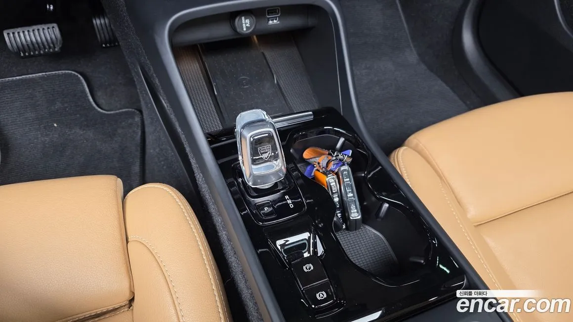 Volvo XC40 2021 из KR, фото 9