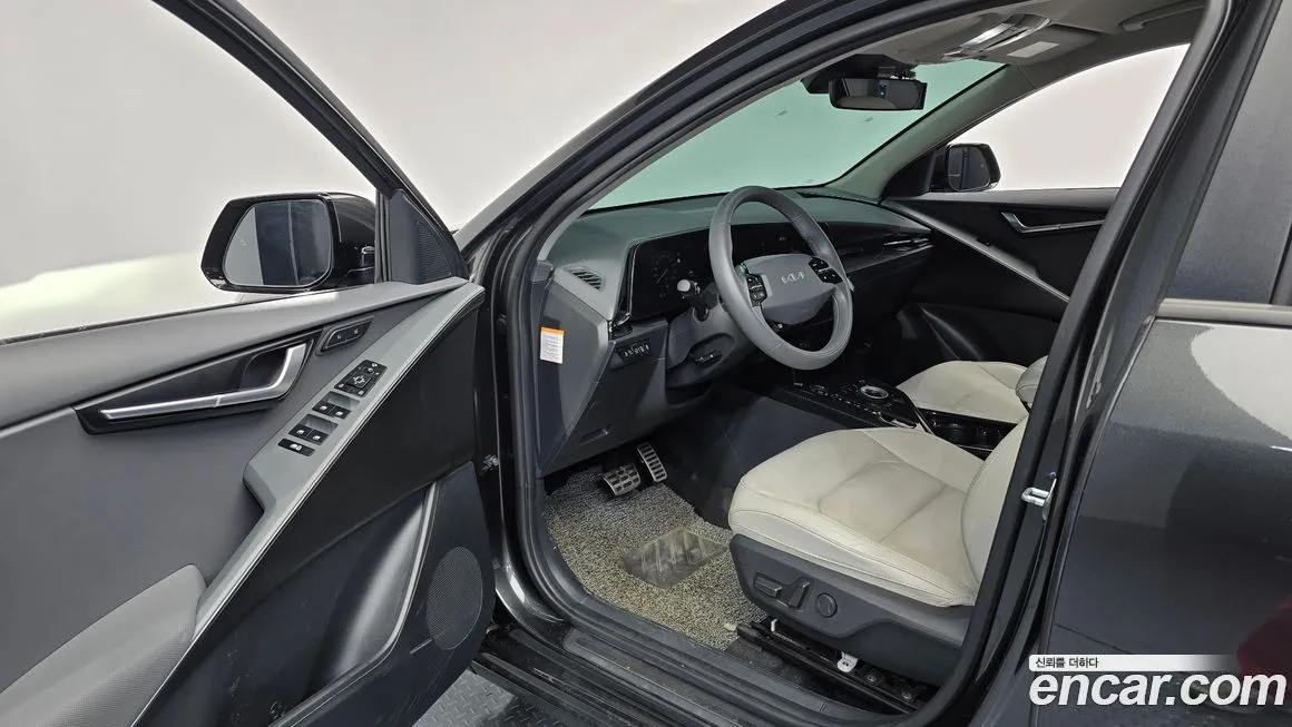 Kia Niro — фото 10