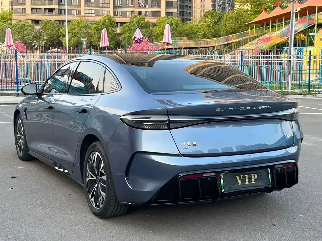 BYD Seal — фото 7