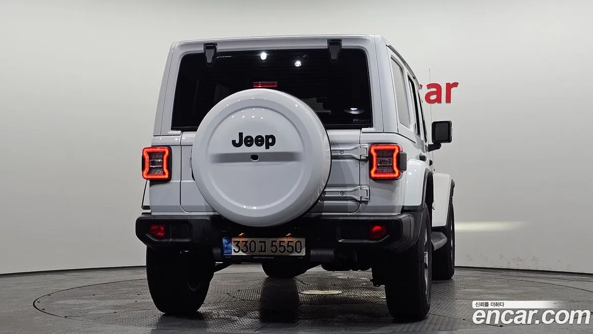 Jeep Wrangler — фото 2
