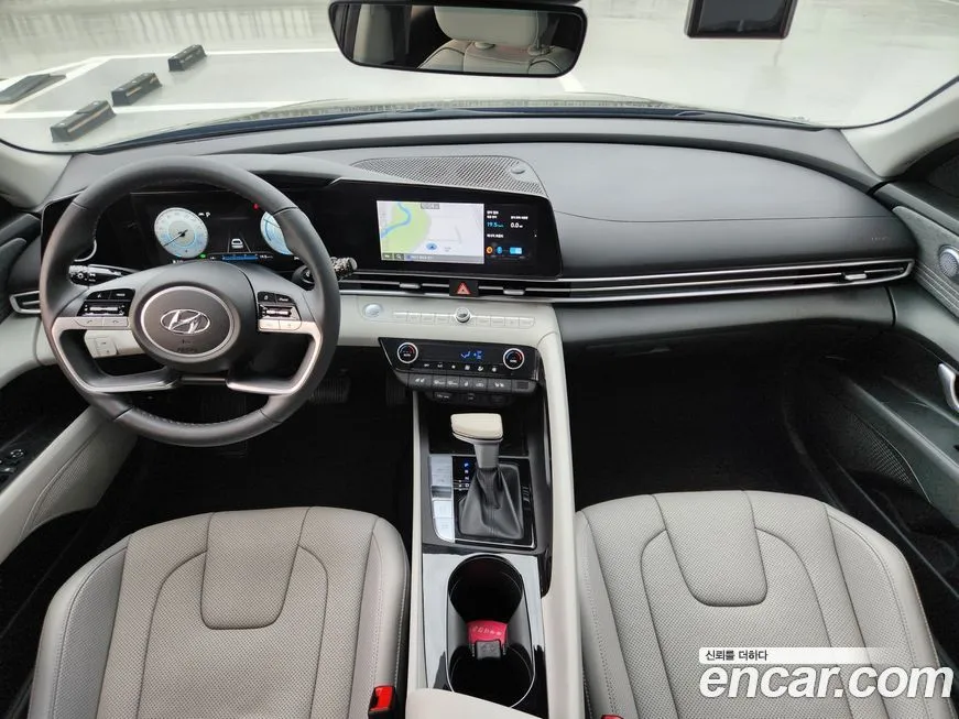Hyundai AVANTE — фото 3