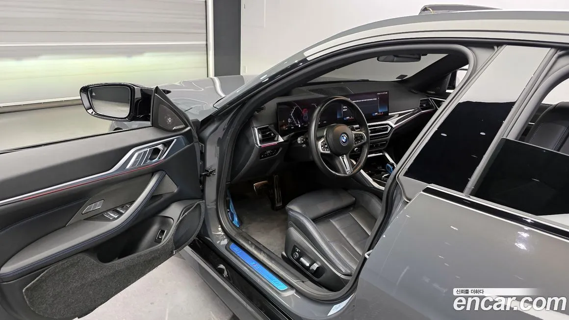 BMW i4 2023 из KR, фото 3