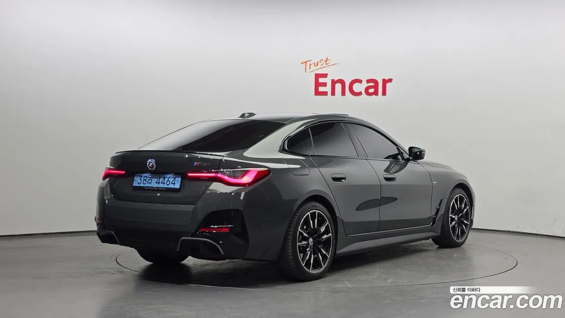 BMW i4 2023 из KR, фото 10