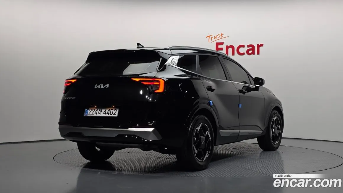 Kia Sportage — фото 10
