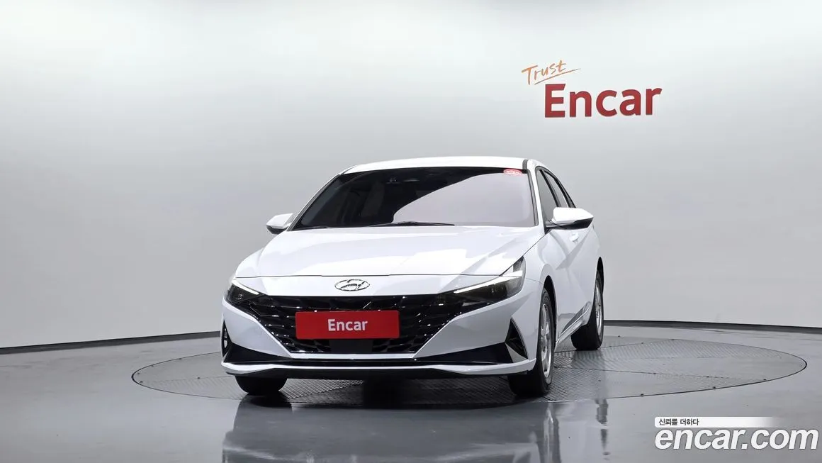 Hyundai AVANTE — фото 3