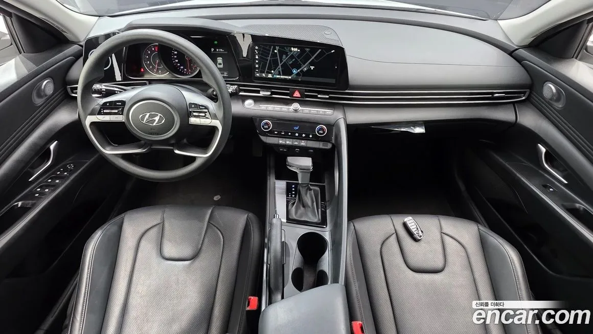 Hyundai AVANTE — фото 8