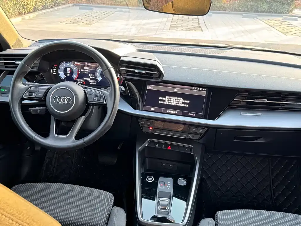 Audi A3 — фото 10