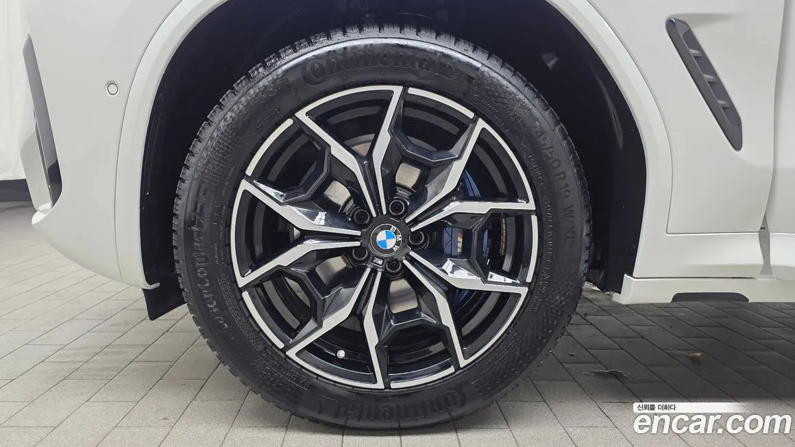 BMW X3 — фото 9