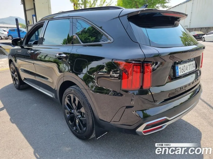 Kia Sorento — фото 6