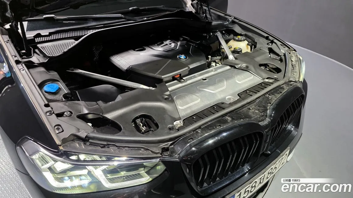 BMW X4 2023 из KR, фото 6
