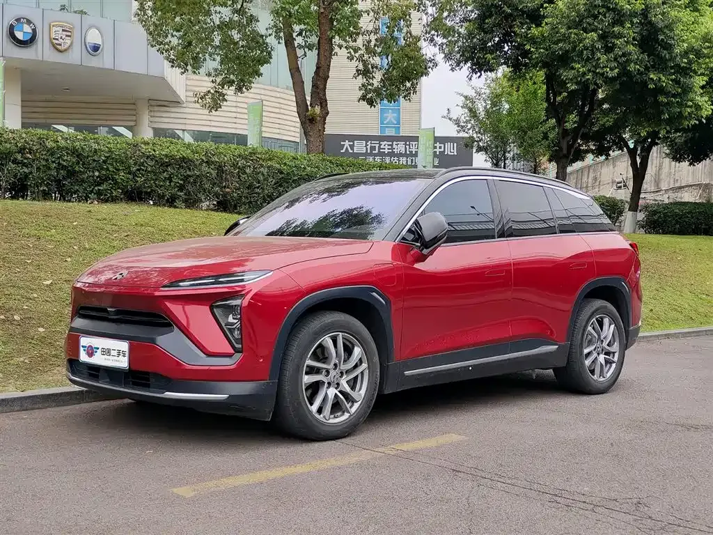 NIO ES6