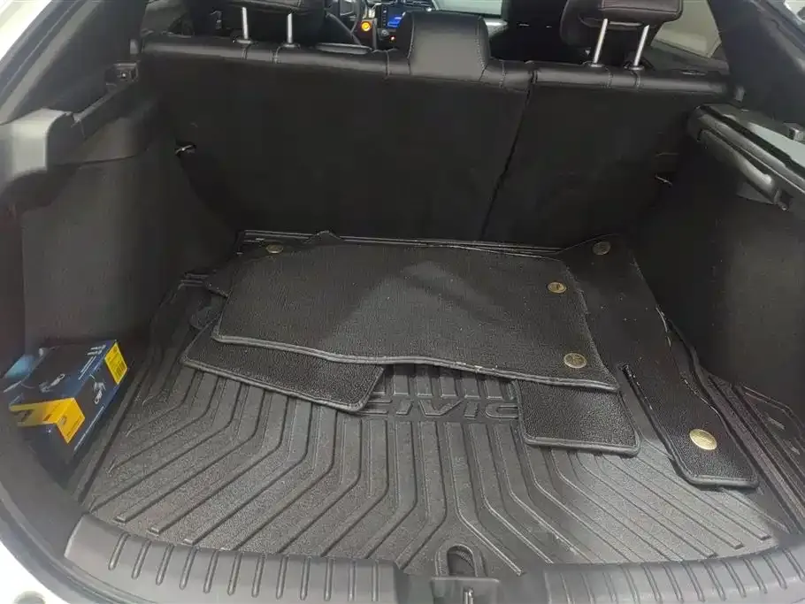 Honda Civic — фото 9