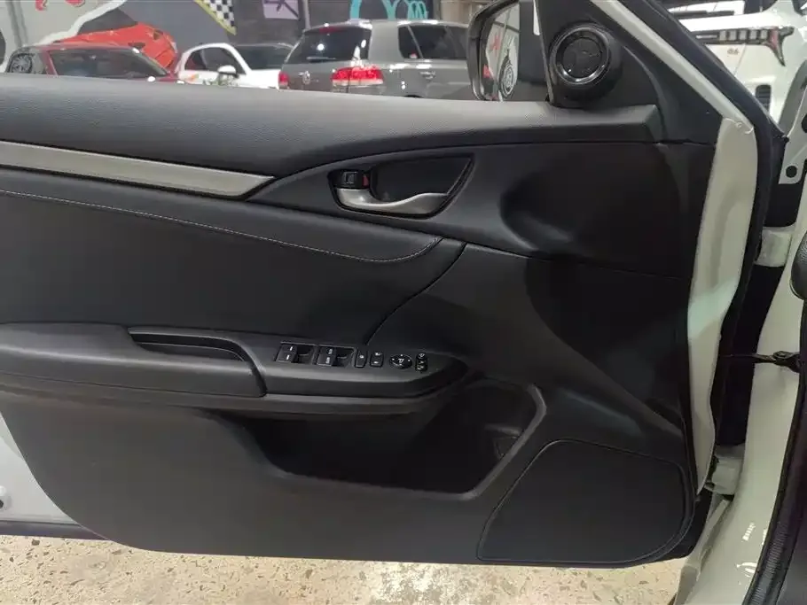 Honda Civic — фото 2