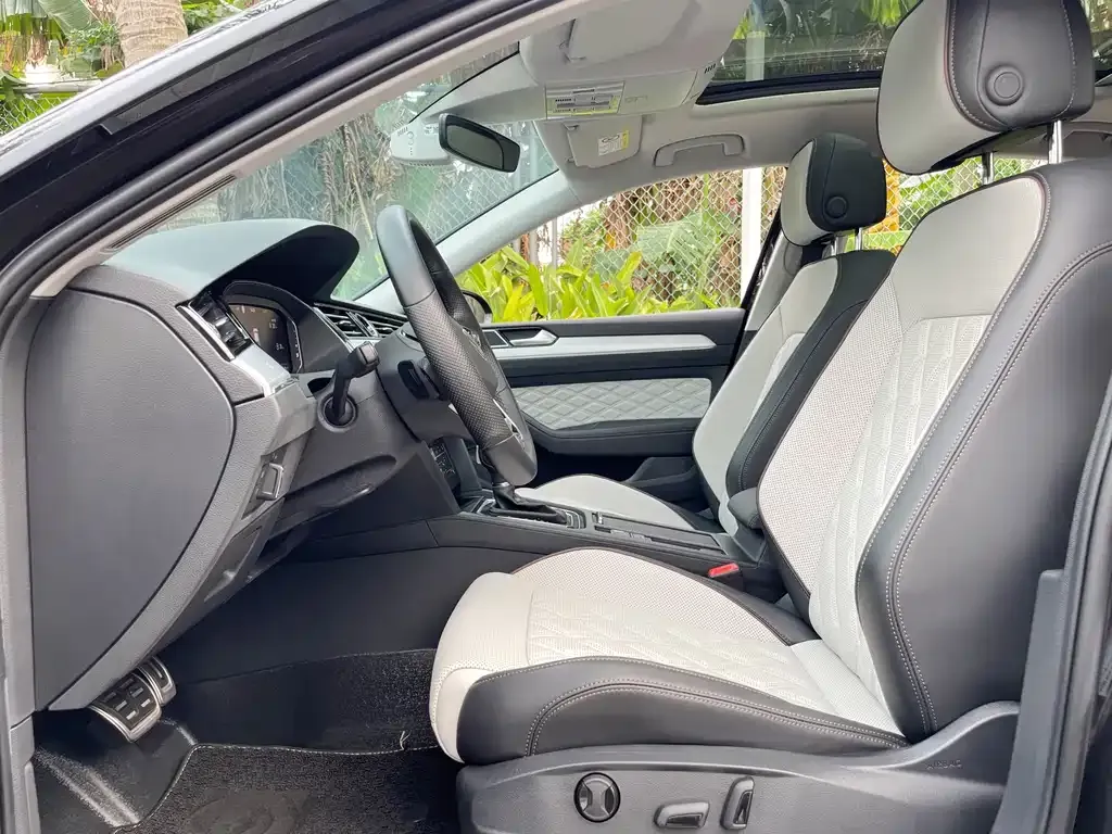Volkswagen Magotan 2025 из CN, фото 8